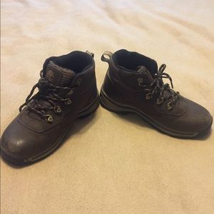 Timberland Boys White ledge hikers size 3